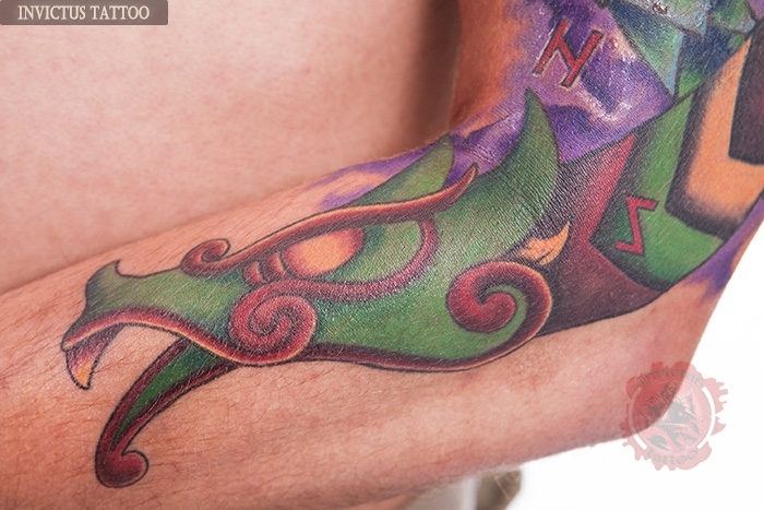 Invictus-Tattoo-Budapest-Berlin-Berta-Mihaly-Peter-Kacsa-tetovalo-tattooist-artist-maori-